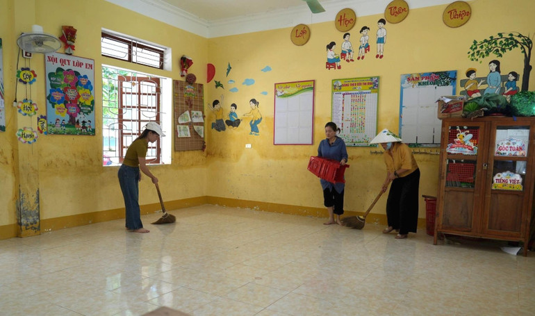 Nhiều trường học miền núi Nghệ An đang "chạy đua'"cho ngày khai giảng. bna-anh-my-ha-91.jpg