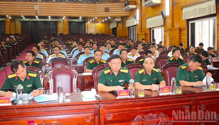 Các đại biểu tham dự hội nghị. (Ảnh: ĐÌNH TĂNG) ndo_br_pl4-1.jpg