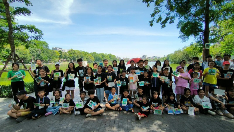 Các tác phẩm tại triển lãm " Bé vẽ Hà Nội 2025".