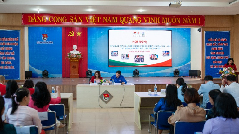 Quang cảnh hội nghị.