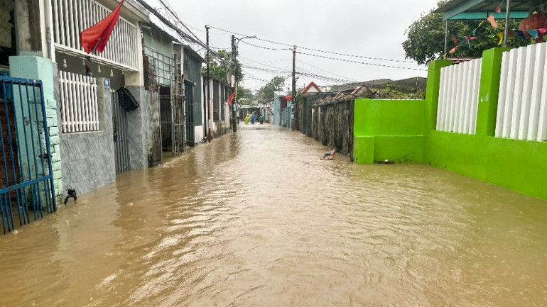 Khu vực kiệt 127 đường Mẹ Suốt trong đợt ngập lụt sáng 5/11.