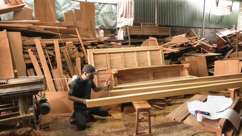 Thợ mộc làng Thái Yên.