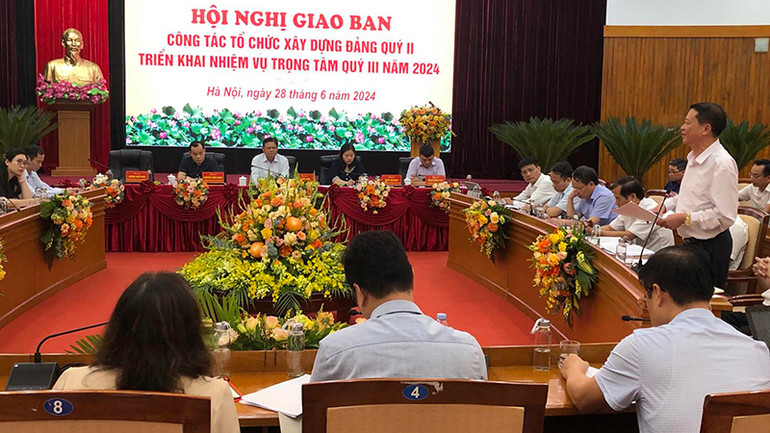 Ban Tổ chức Thành ủy Hà Nội tổ chức Hội nghị giao ban. Ban Tổ chức Thành ủy Hà Nội tổ chức Hội nghị giao ban.