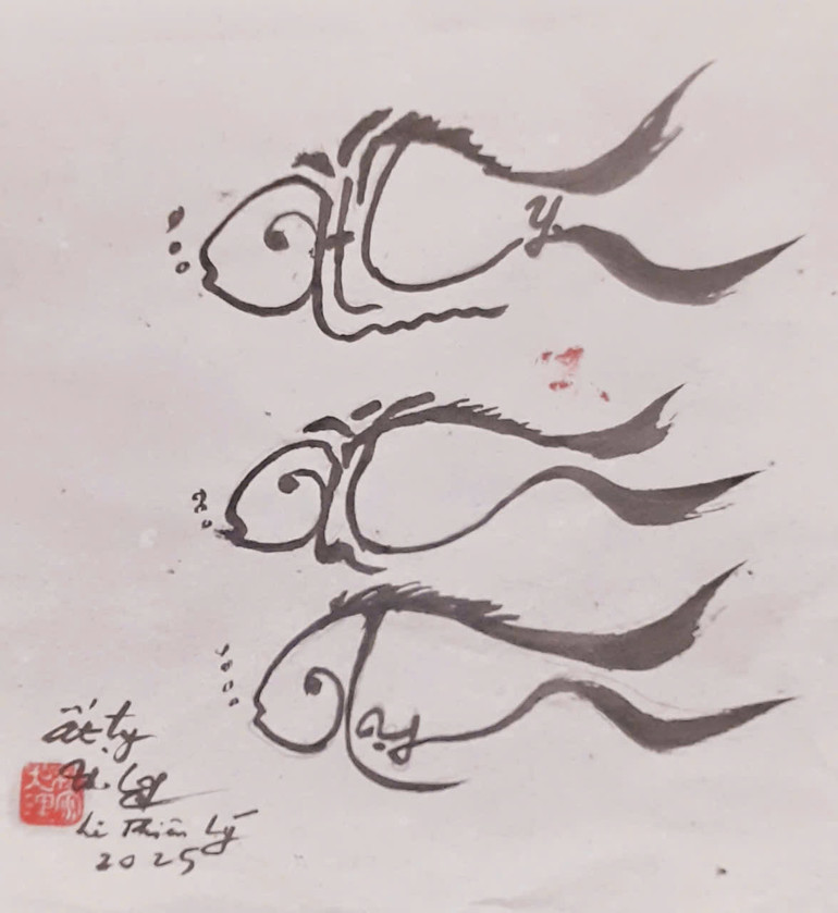 Chữ Ất Tỵ hình con cá.