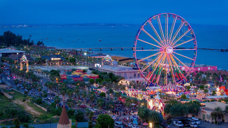 Khu vui chơi giải trí NovaWorld Phan Thiết thu hút nhiều du khách.