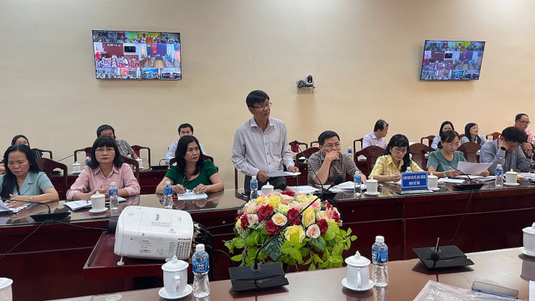 Lãnh đạo Sở Lao động, Thương binh và Xã hội tỉnh Bình Thuận phát biểu.