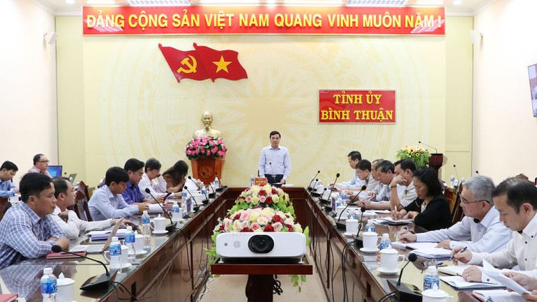 Đồng chí Nguyễn Hoài Anh, Bí thư Tỉnh ủy Bình Thuận chủ trì hội nghị.