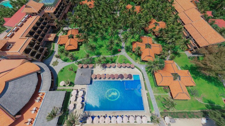 Resort Seahorse phát triển mảng xanh, vật liệu thân thiện với môi trường để phát triển du lịch xanh.