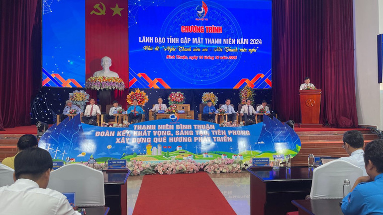 Quang cảnh chương trình Quang cảnh chương trình