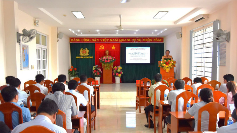 Quang cảnh hội nghị.