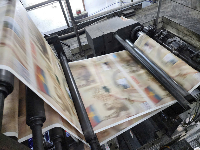 Quá trình in các ấn phẩm phụ san đặc biệt kỷ niệm 50 năm Ngày Giải phóng miền nam, thống nhất đất nước Quá trình in các ấn phẩm phụ san đặc biệt kỷ niệm 50 năm Ngày Giải phóng miền nam, thống nhất đất nước