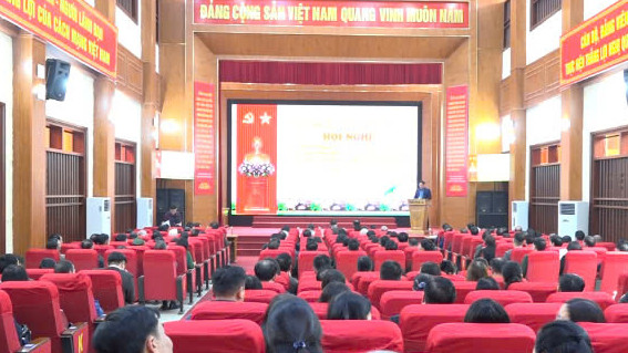 Hội nghị triển khai Nghị quyết của Ủy ban Thường vụ Quốc hội về sắp xếp đơn vị hành chính trên địa bàn quận Kiến An và công bố các Quyết định thành lập Đảng bộ phường Đồng Hòa, Đảng bộ phường Bắc Hà. Hội nghị triển khai Nghị quyết của Ủy ban Thường vụ Quốc hội về sắp xếp đơn vị hành chính trên địa bàn quận Kiến An và công bố các Quyết định thành lập Đảng bộ phường Đồng Hòa, Đảng bộ phường Bắc Hà.