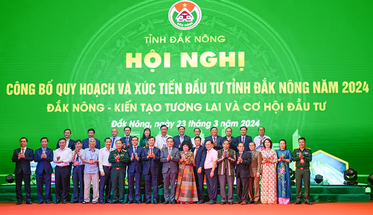 Hội nghị công bố quy hoạch và xúc tiến đầu tư tỉnh Đắk Nông năm 2024. Hội nghị công bố quy hoạch và xúc tiến đầu tư tỉnh Đắk Nông năm 2024.