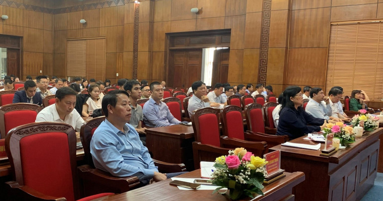 Đại biểu dự hội nghị gặp mặt doanh nghiệp, nhà đầu tư.