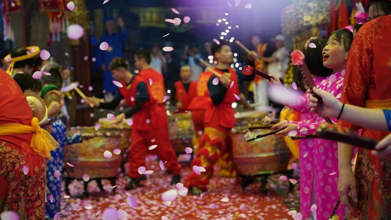 Mỗi dịp hội làng, bao vẻ đẹp của giá trị văn hóa lại tiếp tục được gìn giữ và tiếp nối.