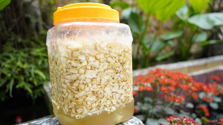 Một trong những nguyên liệu bí truyền của Bát Tràng.