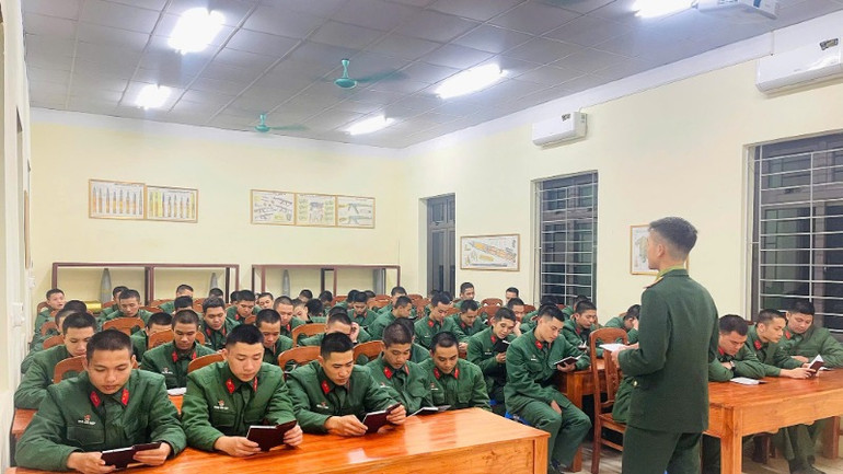 Giờ học hát rất say sưa.