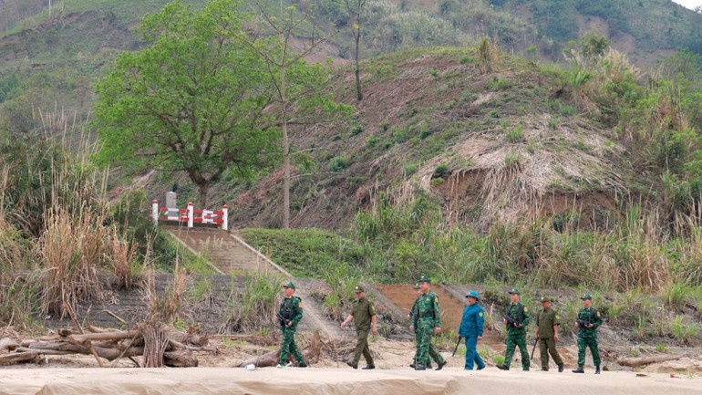 Nơi nào cũng in dấu chân người lính biên phòng.