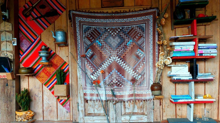 Một góc nhà dân được trang trí xinh xắn.