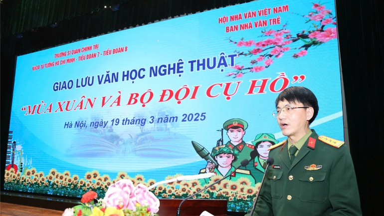 PGS, TS, nhà thơ Nguyễn Minh Cường là gương mặt tác giả nổi bật của văn học đương đại với nhiều tác phẩm đề tài về người lính và chiến tranh cách mạng.