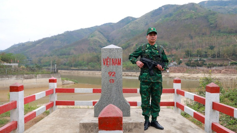 Nghiêm trang trong nhiệm vụ bảo vệ chủ quyền Tổ quốc.