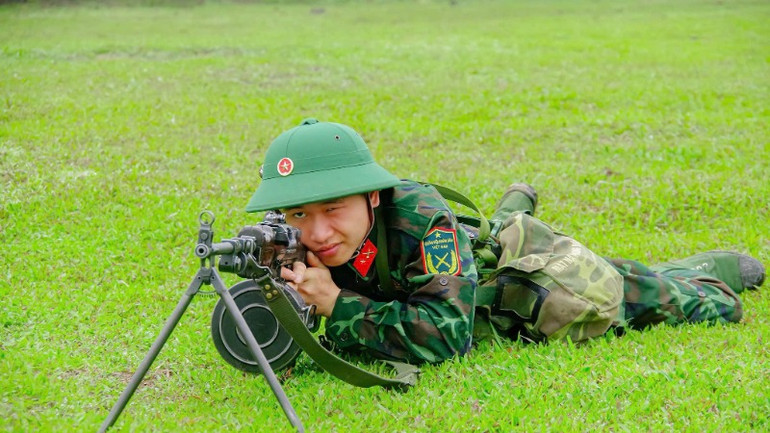Làm quen với những bài bắn.