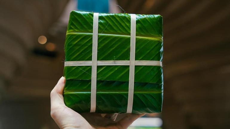 Bánh chưng Bát Tràng không quá to nhưng vuông vắn, tinh tế.