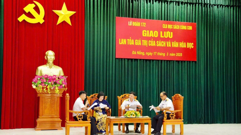 Rất nhiều câu hỏi thú vị được đặt ra cho Tiến sĩ Nguyễn Thụy Anh.