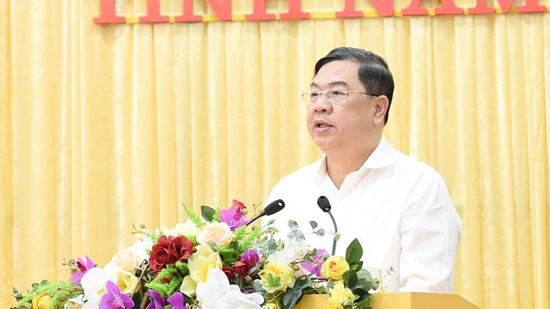 Đồng chí Bí thư Tỉnh ủy Nam Định Phạm Gia Túc phát biểu tại hội nghị. (Ảnh: XUÂN TRƯỜNG)