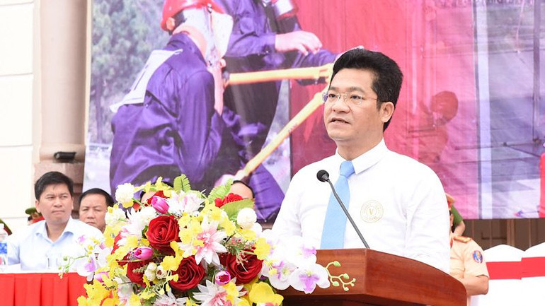 Phó Chủ tịch Thường trực Ủy ban nhân dân tỉnh Nam Định Trần Anh Dũng phát biểu tại Hội thi. (Ảnh: XUÂN TRƯỜNG)