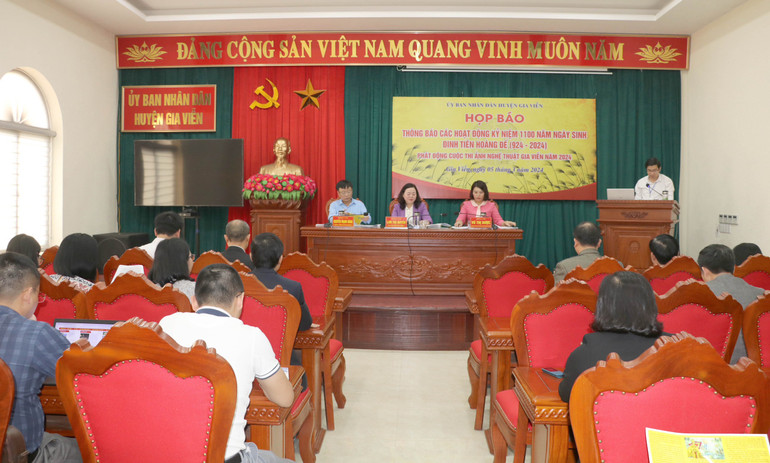 Kỷ niệm 1100 năm ngày sinh Đinh Tiên Hoàng Đế là sự kiện lớn của huyện Gia Viễn, cũng như của tỉnh Ninh Bình.