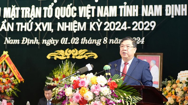 Đồng chí Bí thư Tỉnh ủy Nam Định Phạm Gia Túc phát biểu tại Đại hội.