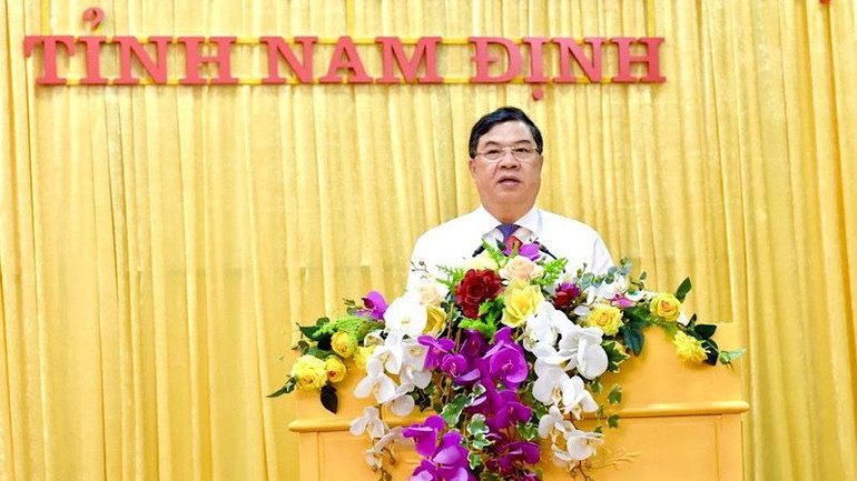 Bí thư Tỉnh ủy Nam Định Phạm Gia Túc phát biểu tại hội nghị.