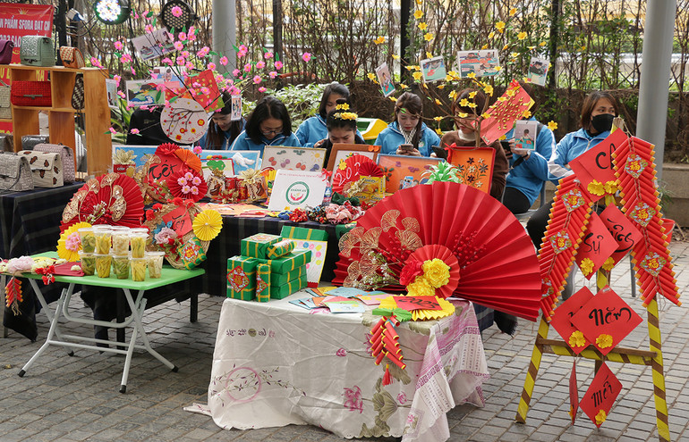 [Ảnh] “Xuân về trên những bàn tay” với trẻ tự kỷ ảnh 6