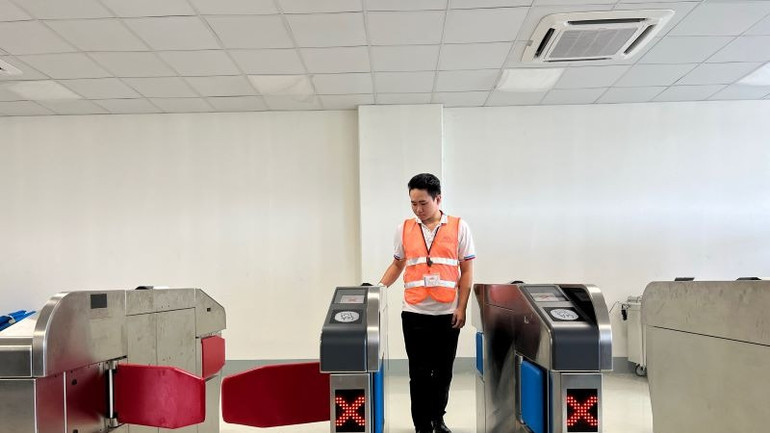 Hệ thống kiểm soát vé tuyến Metro số 1 Bến Thành-Suối Tiên tại các nhà ga. (Ảnh: QUÝ HIỀN)