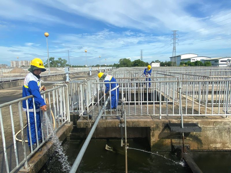 Nhà máy Xử lý nước thải Bình Hưng có công suất xử lý nước thải 469.000 m3/ngày đêm. (Ảnh: QUÝ HIỀN)