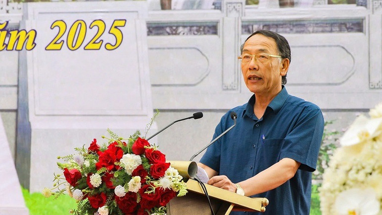 Thiếu tướng Sùng A Hồng, nguyên Giám đốc Công an tỉnh Điện Biên, phát biểu tại Lễ Khởi công xây dựng Khu tưởng niệm Anh hùng liệt sĩ Phạm Văn Cường. Thiếu tướng Sùng A Hồng, nguyên Giám đốc Công an tỉnh Điện Biên, phát biểu tại Lễ Khởi công xây dựng Khu tưởng niệm Anh hùng liệt sĩ Phạm Văn Cường.