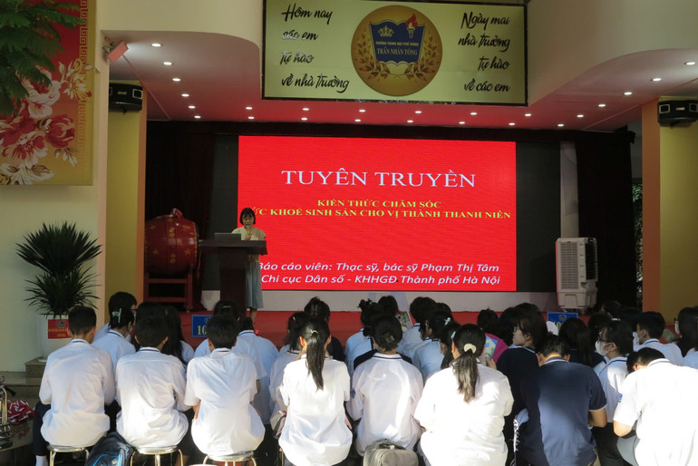 Tuyên truyền kiến thức chăm sóc sức khỏe sinh sản cho học sinh