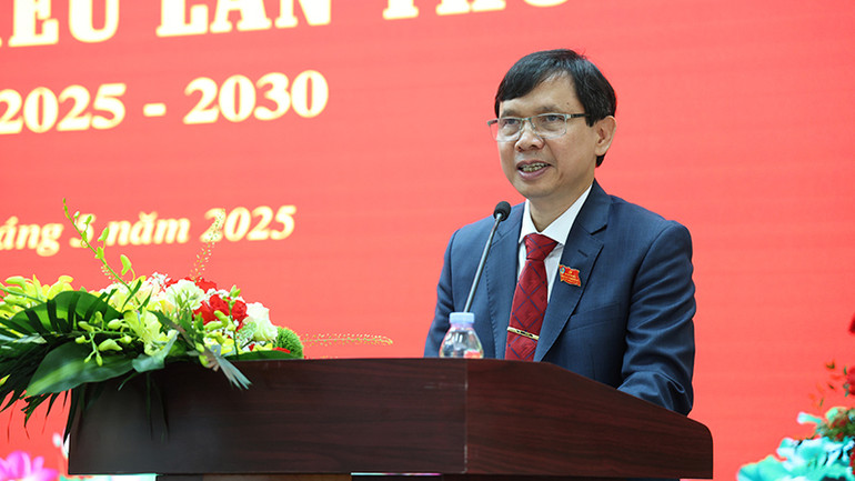 Đồng chí Đỗ Văn Hoan, Bí Thư Đảng ủy Công ty Cổ phần Vận tải đường sắt nhiệm kỳ 2025-2030, phát biểu tại Đại hội.