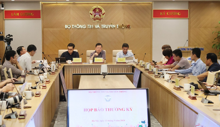 Cuộc họp báo thường kỳ tháng 9 của Bộ Thông tin và Truyền thông diễn ra chiều 13/9.