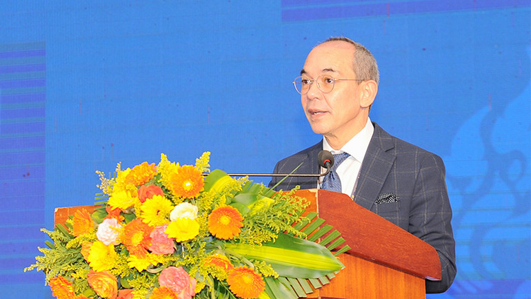 Đại sứ đặc mệnh toàn quyền Vương quốc Thái Lan tại Việt Nam Nikorndej Balankura phát biểu tại hội nghị.