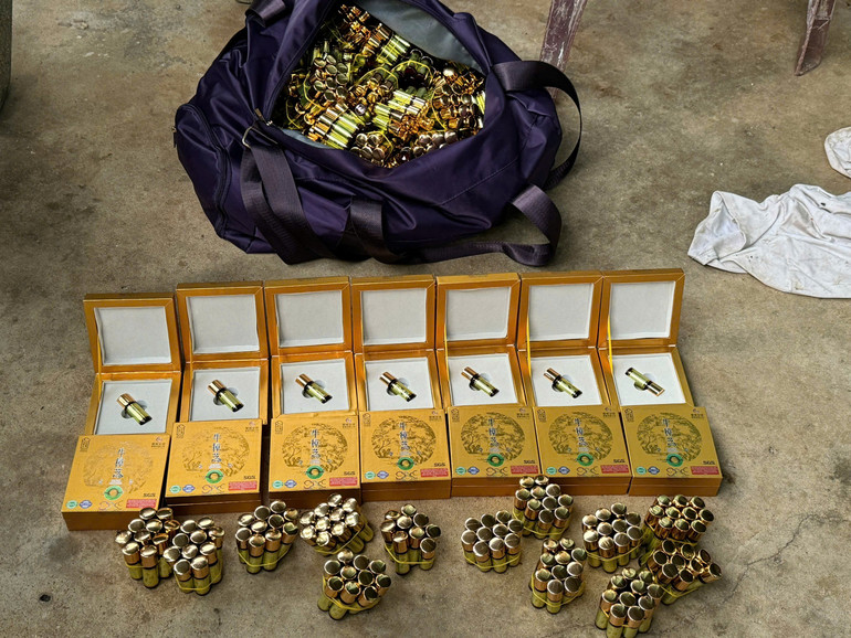 Tang vật thu giữ tại hiện trường. (Ảnh: Công an tỉnh Lạng Sơn)