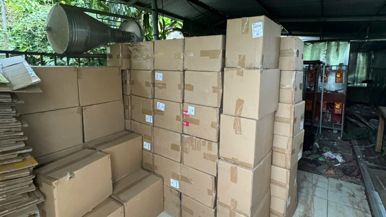 Kho hàng các đối tượng cất giữ sản phẩm. (Ảnh: Công an tỉnh Lạng Sơn)