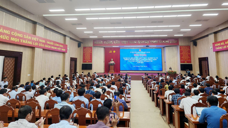 Quang cảnh hội nghị.