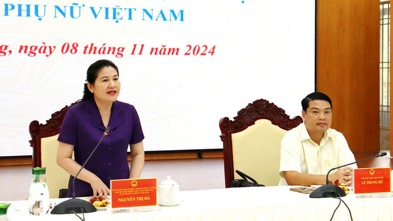 Thứ trưởng Nguyễn Thị Hà phát biểu. Thứ trưởng Nguyễn Thị Hà phát biểu.