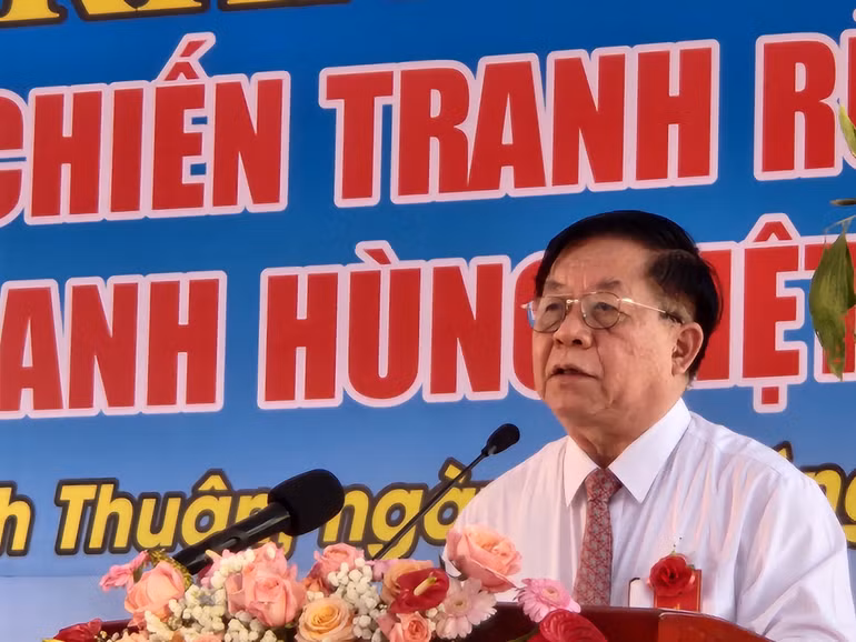 Bí thư Trung ương Đảng, Trưởng Ban Tuyên giáo Trung ương Nguyễn Trọng Nghĩa phát biểu.