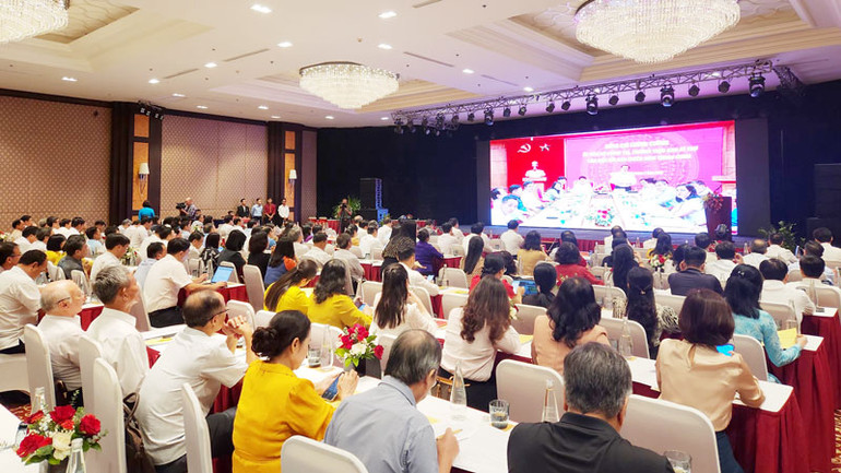 Quang cảnh hội nghị.