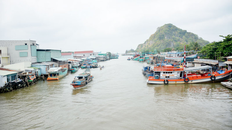 Kiên Lương có thế mạnh trong đánh bắt và nuôi trồng thủy sản.