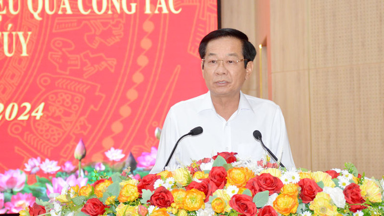 Bí thư Tỉnh ủy Kiên Giang Đỗ Thanh Bình phát biểu tại hội nghị.