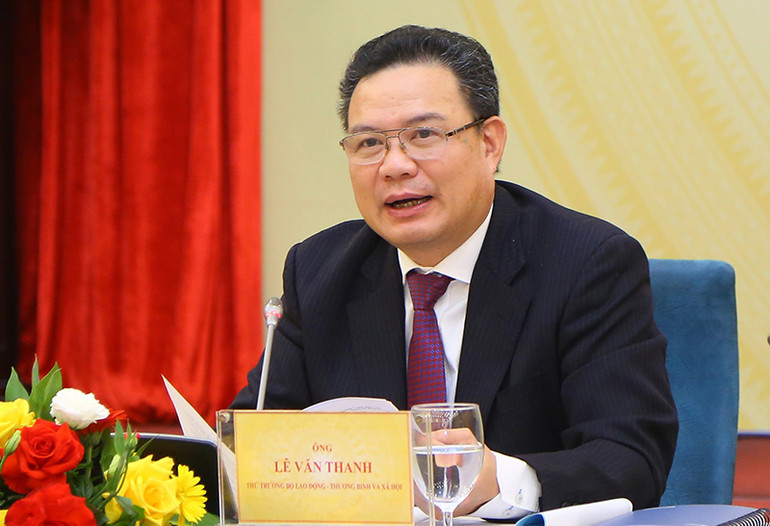 Thứ trưởng Lao động, Thương binh và Xã hội Lê Văn Thanh phát biểu tại chương trình.